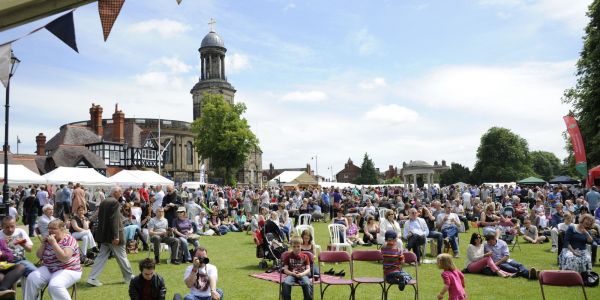Shrewsbury Food Festival in the picturesque Quarry park