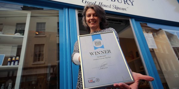 Jenny Muschner at the Blue Lemon with her winning certificate.