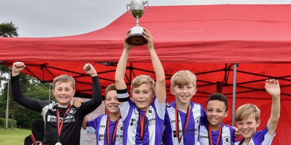 Oakmeadow won the Years 5:6 competition for boys