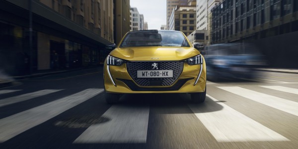 PEUGEOT_208_1902HM_107