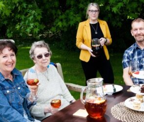 Isle Court Garden Tea Party small