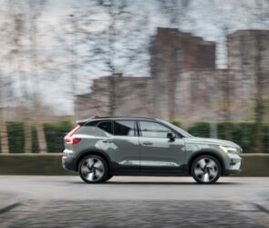 323709_Volvo_XC40_Recharge_Twin_Ultimate