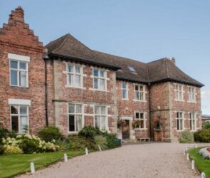 Moreton-Hall-School